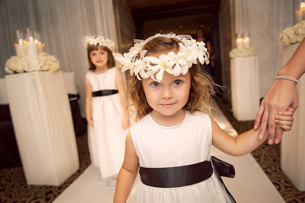 flower girls - photo by Houston based wedding photographer Adam Nyholt